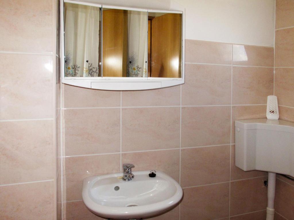 Koupelna v ubytování Apartment Lukeni-2 by Interhome