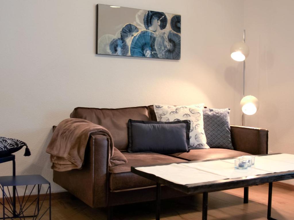 Posezení v ubytování Apartment Chesa Ova Cotschna 205 by Interhome