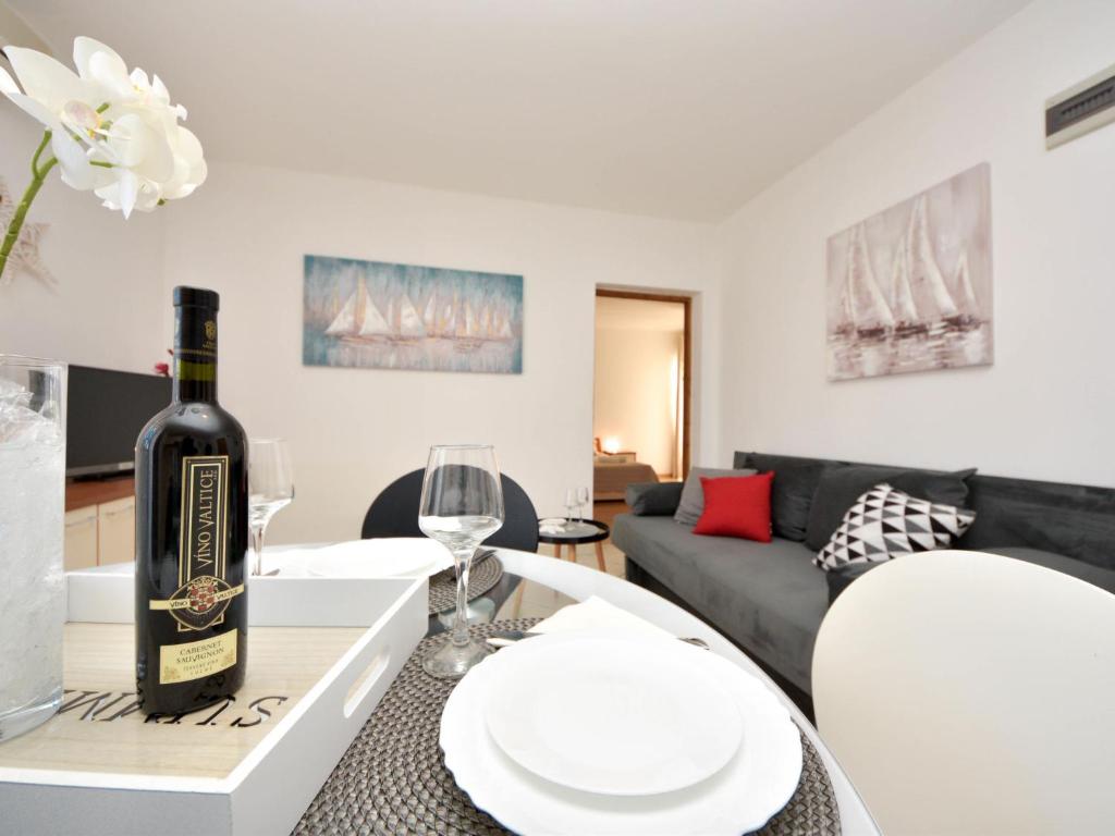 Nápoje v ubytovaní Apartment Silvija-3 by Interhome