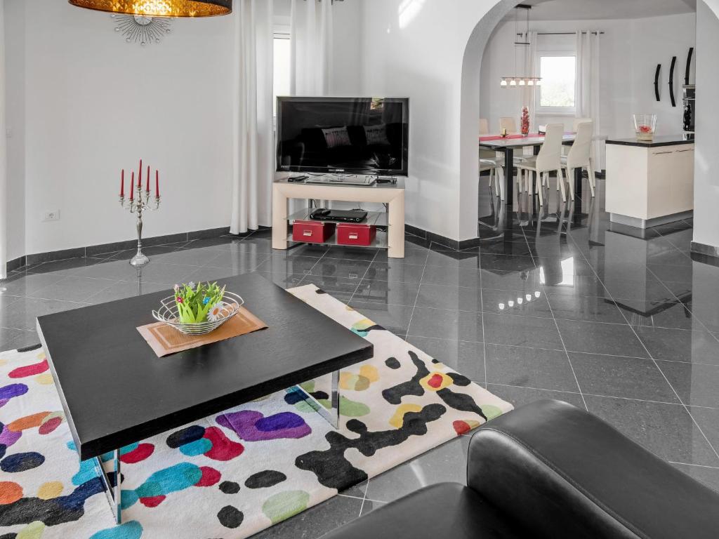 Zdjęcie z galerii obiektu Apartment Lucia-1 by Interhome w mieście Kmeti