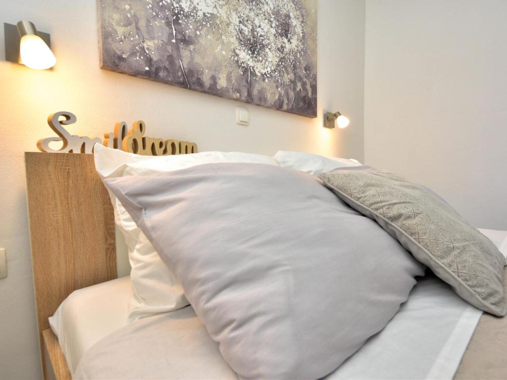 Posteľ alebo postele v izbe v ubytovaní Apartment Silvija-4 by Interhome