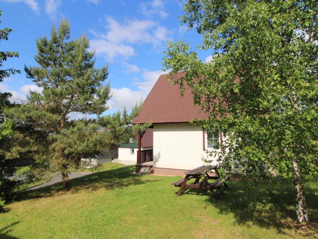 Zahrada ubytování Holiday Home Holiday Hill 46 by Interhome