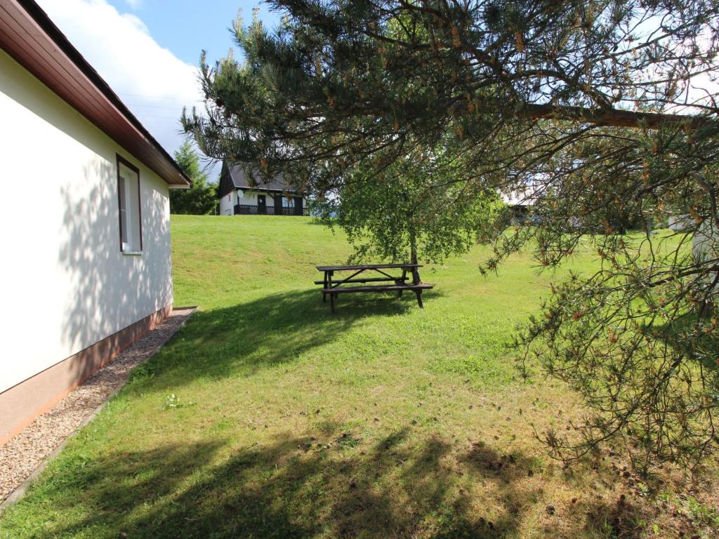 Zahrada ubytování Holiday Home Holiday Hill 46 by Interhome