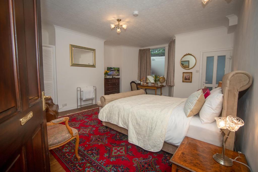 Stay@27 - Double Room With Private Bathroom