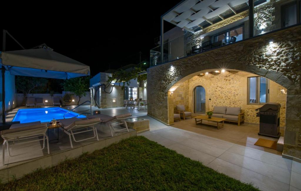 Bazén v ubytování Casa di Grimpili nebo v jeho okolí