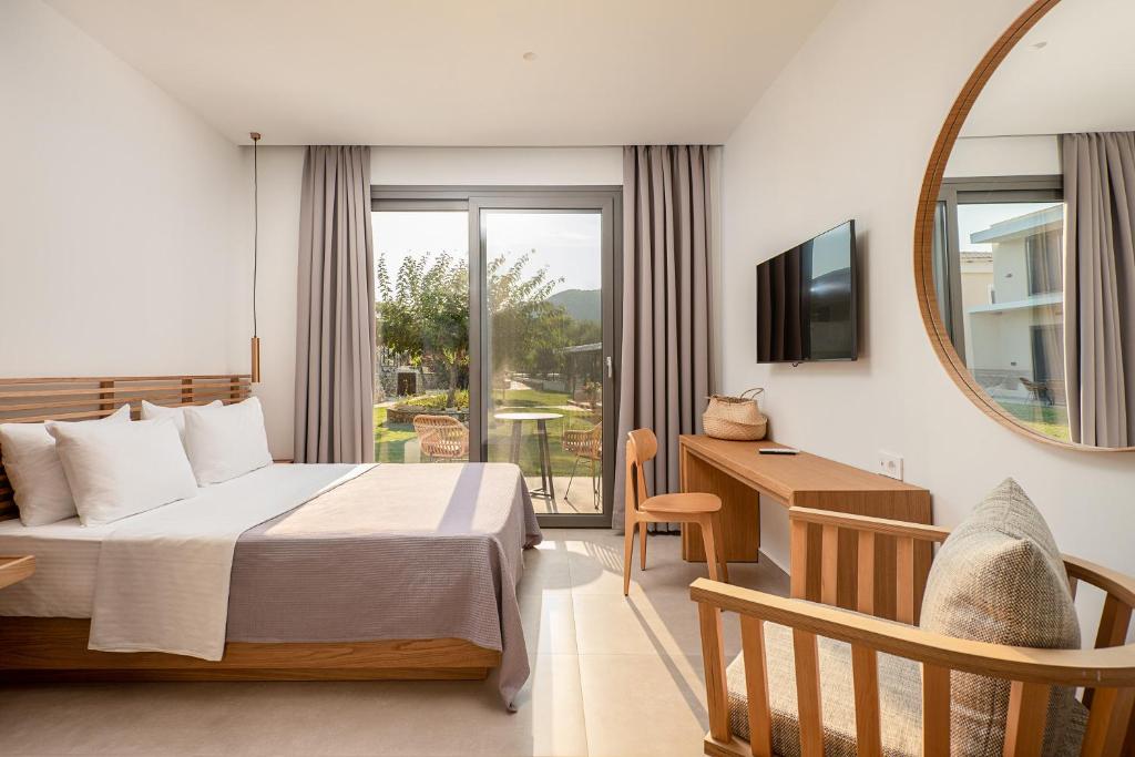 Postel nebo postele na pokoji v ubytování Urania Hotel