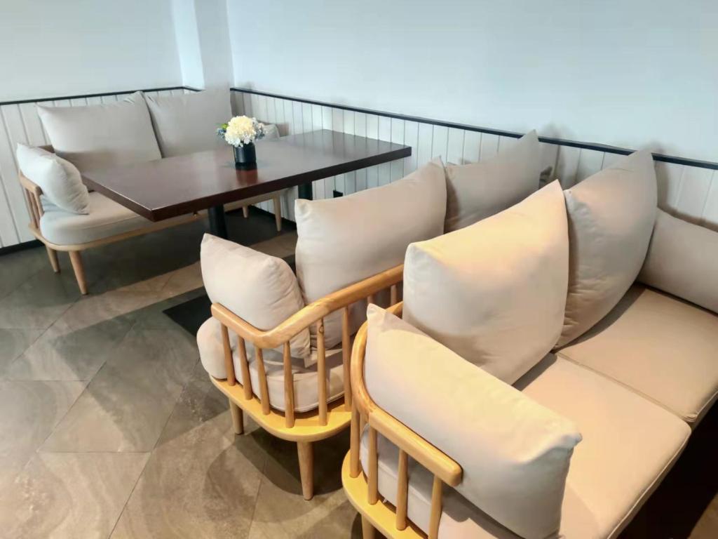 Foto dalla galleria di 银座精宿酒店（济南莱芜旅发印象城凤城西大街店） a Laiwu