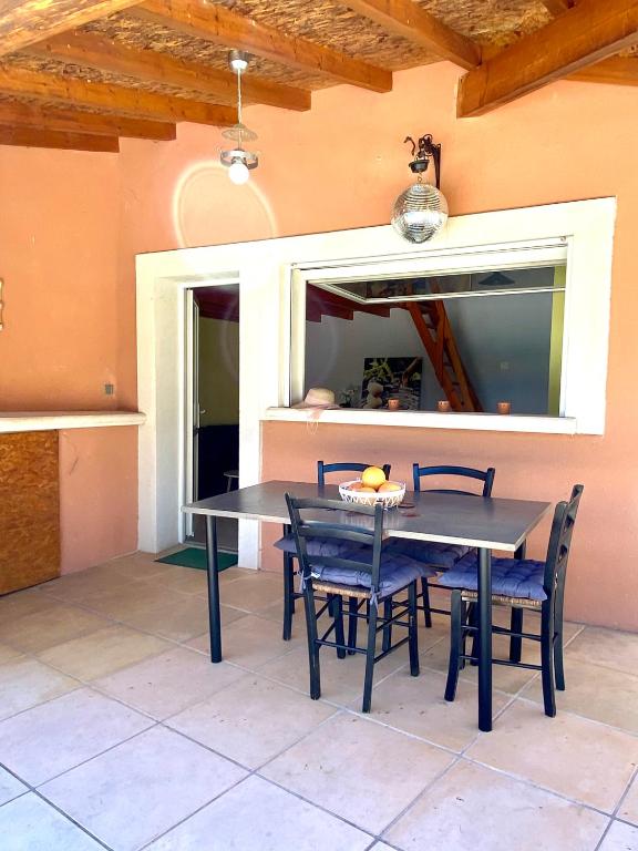 Fotografie z fotogalerie ubytování Villa et maisonnette provençales v destinaci Carpentras