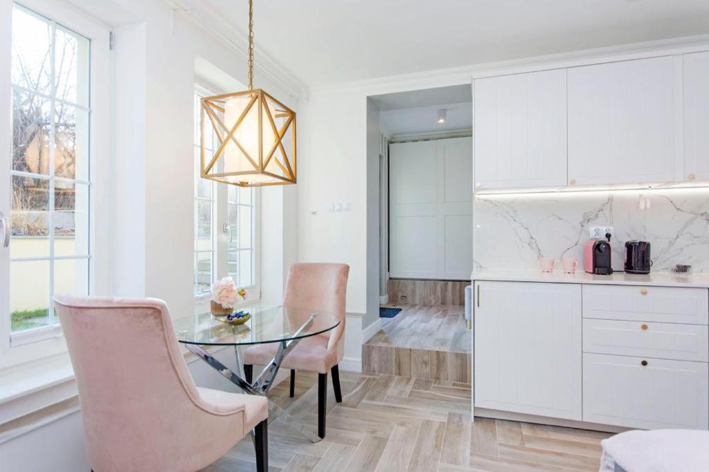 Posedenie v ubytovaní Apartamenty na Uphagena
