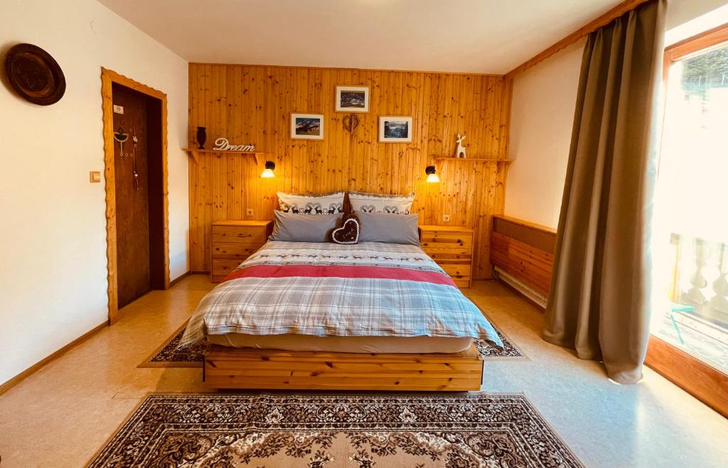 Alpenpension Gasthof - Family Room With Balcony