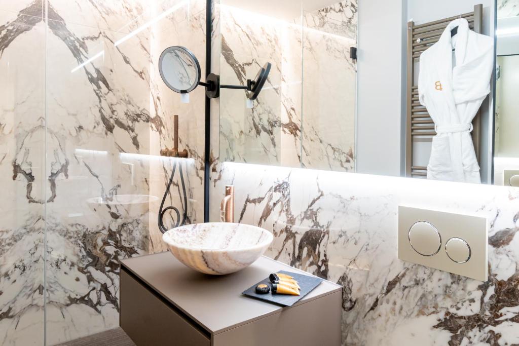 Smart Hotel Binario - Self Check-In - Resim 3