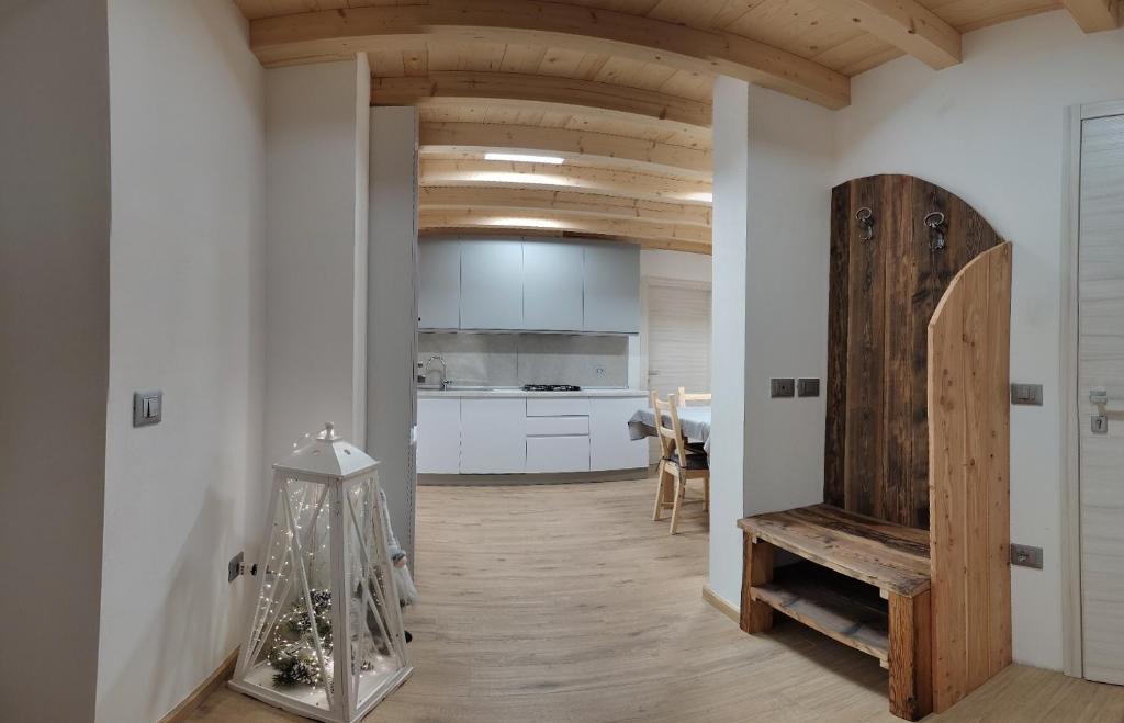 Kuchyňa alebo kuchynka v ubytovaní Appartamento Profumo di Legno 022139-AT-010022