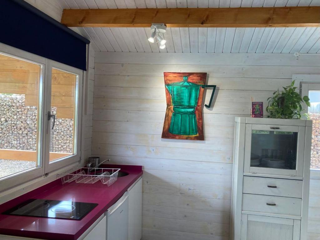 Hermoso Bungalow de madera - Casa De Una Habitación