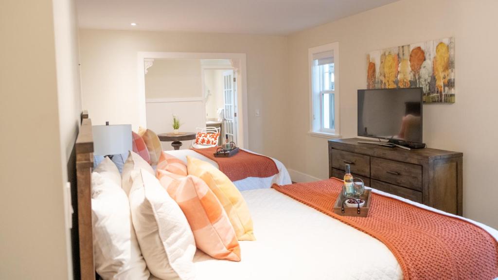 Kelowna Bed & Breakfast - CHATHAM HOUSE - Standard Doppel-Suite