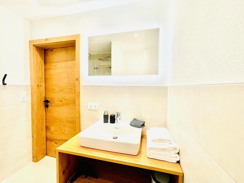 Fotografia z galérie ubytovania Royal Swan Appartement, Tirol v destinácii Fügen