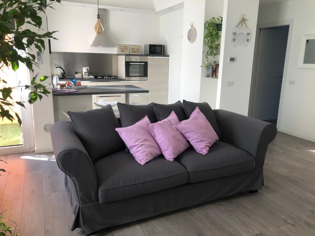 LE PETIT BONHEUR - 1