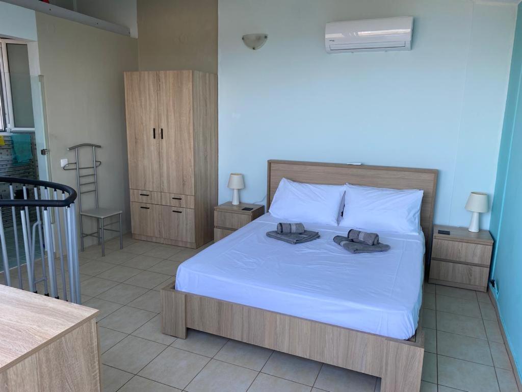 Milatos Heights Villa. - Housity