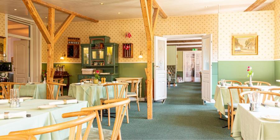 Restaurace v ubytování Bromølle Kro
