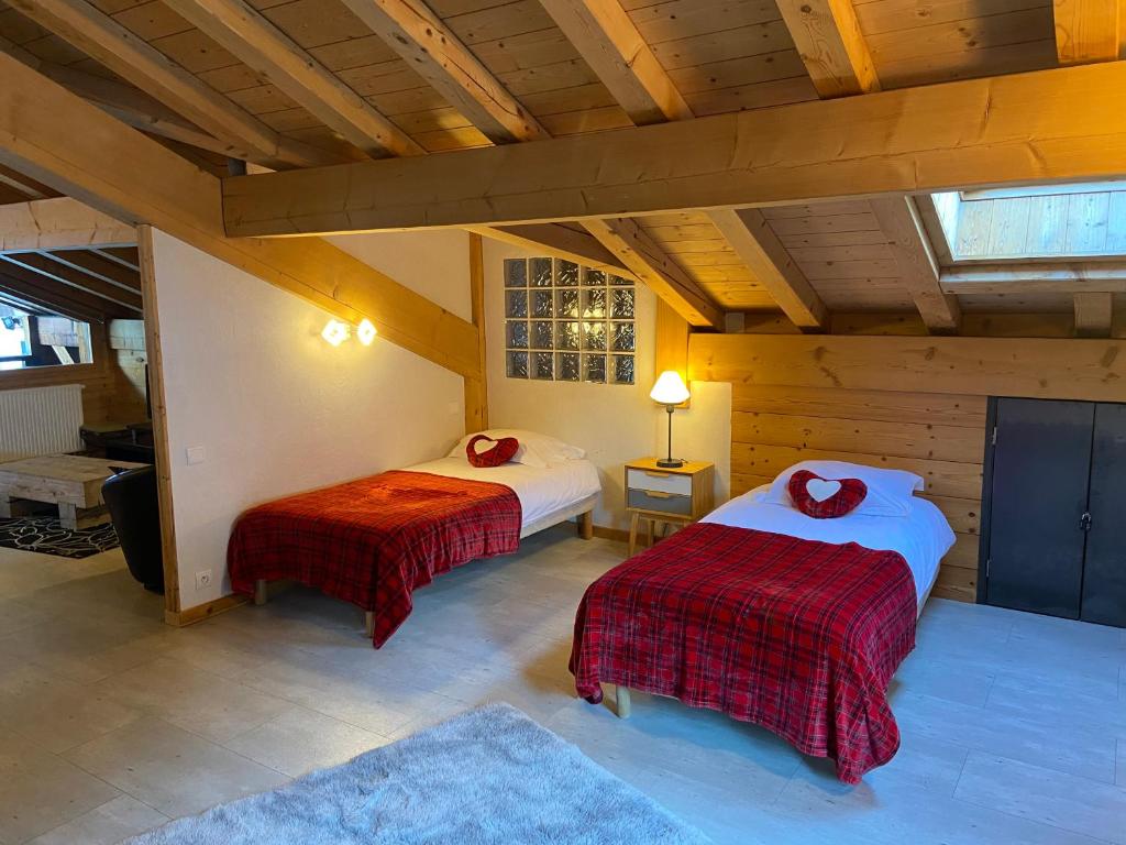 Postel nebo postele na pokoji v ubytování Bed and Breakfast Chalet Manava