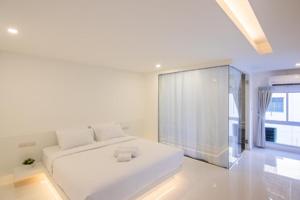 Thewhitehotel BY Charoensri - SHA Extra Plus - 豪华单人间