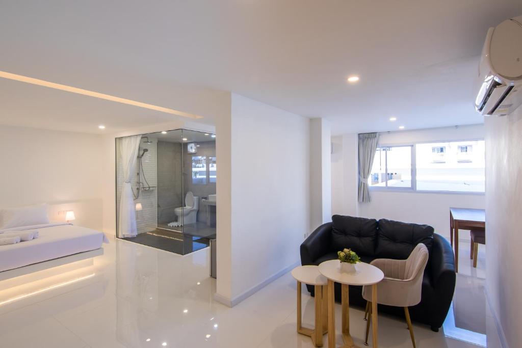 Thewhitehotel BY Charoensri - SHA Extra Plus - Resim 3