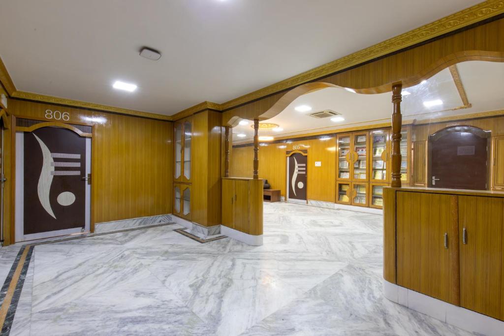 Postel nebo postele na pokoji v ubytování Gorakha Hotel