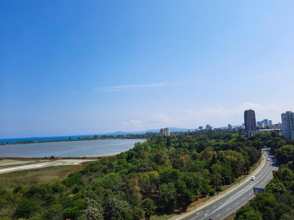 Private Sea View Studio Apartment