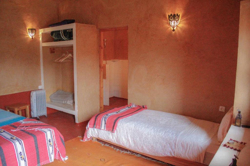 Atlas Ijoukak - Triple Chambre Avec Salle De Bain Privée