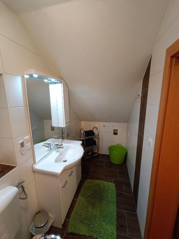 Kúpeľňa v ubytovaní Ferienwohnung Stockenhuber