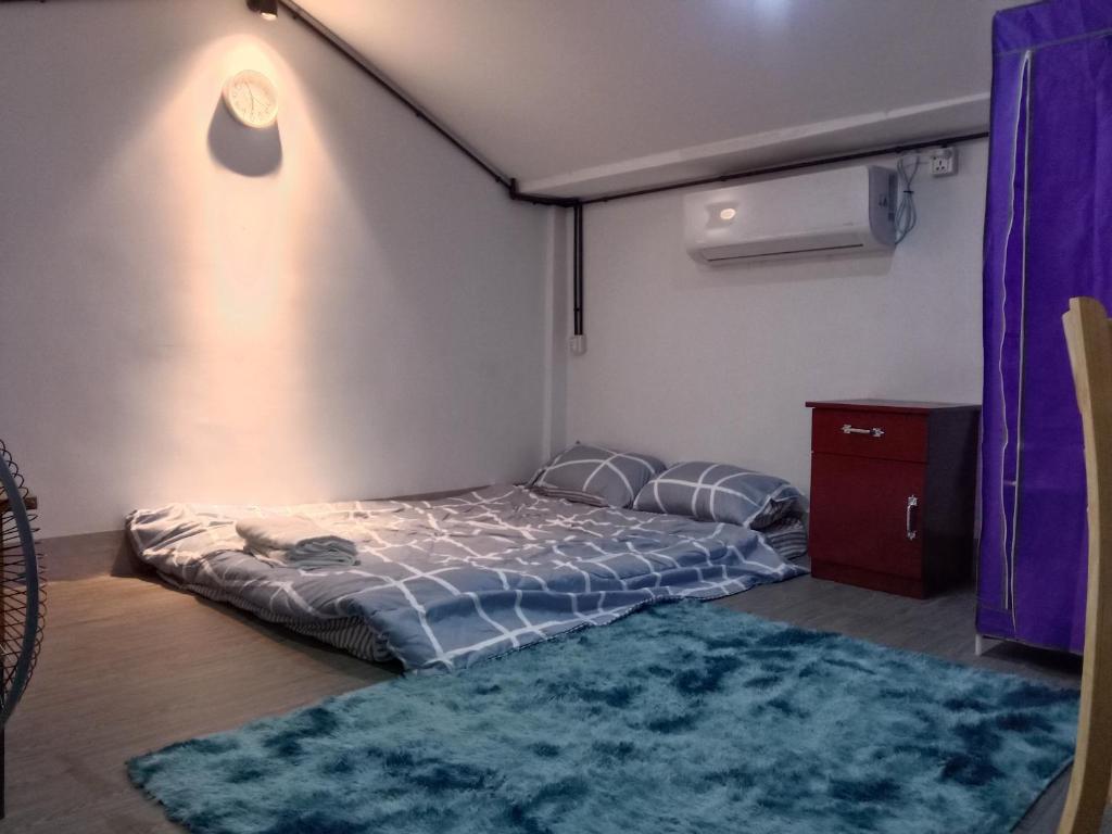 מיטה או מיטות בחדר ב-Lavendrata I