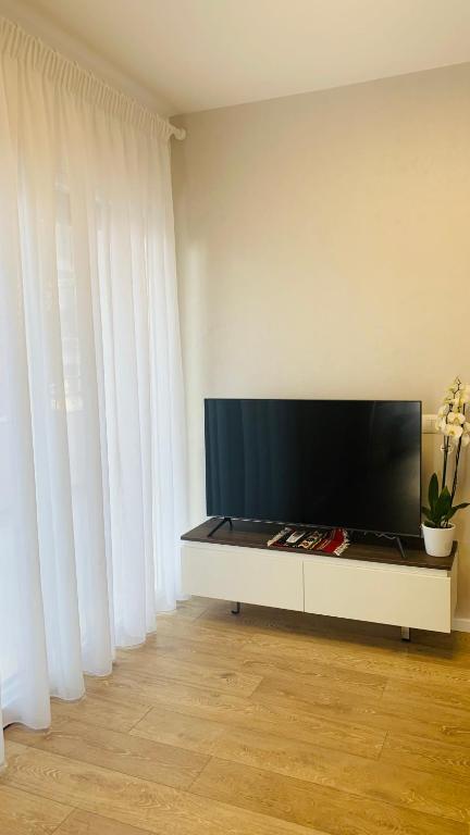 Proper Central Apartment - Image 12