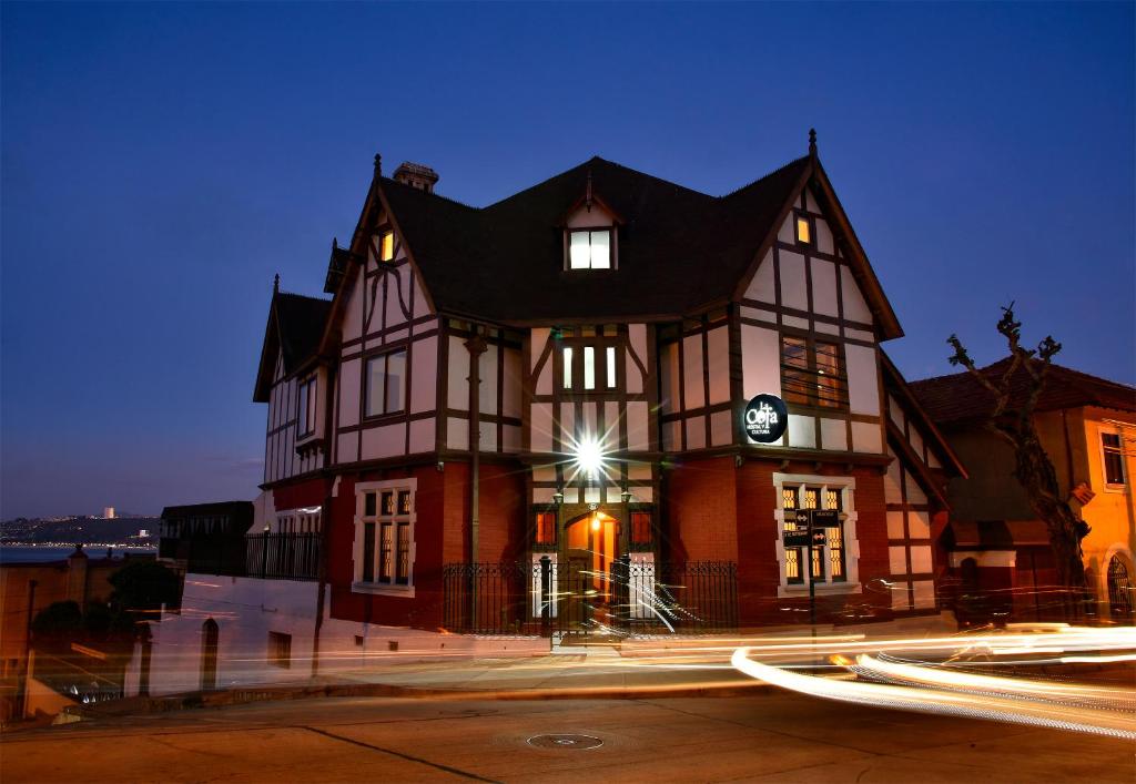 Budova, kde se hotel nachází