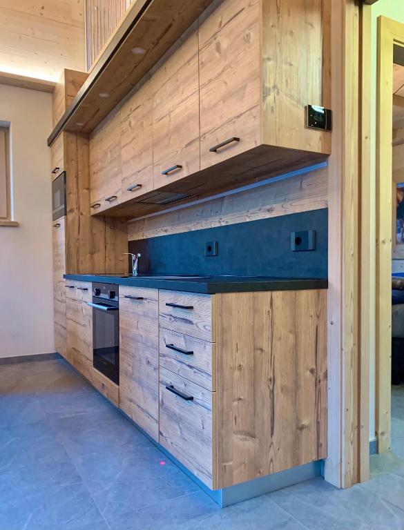 Kuchyňa alebo kuchynka v ubytovaní Carosello Lodge Livigno