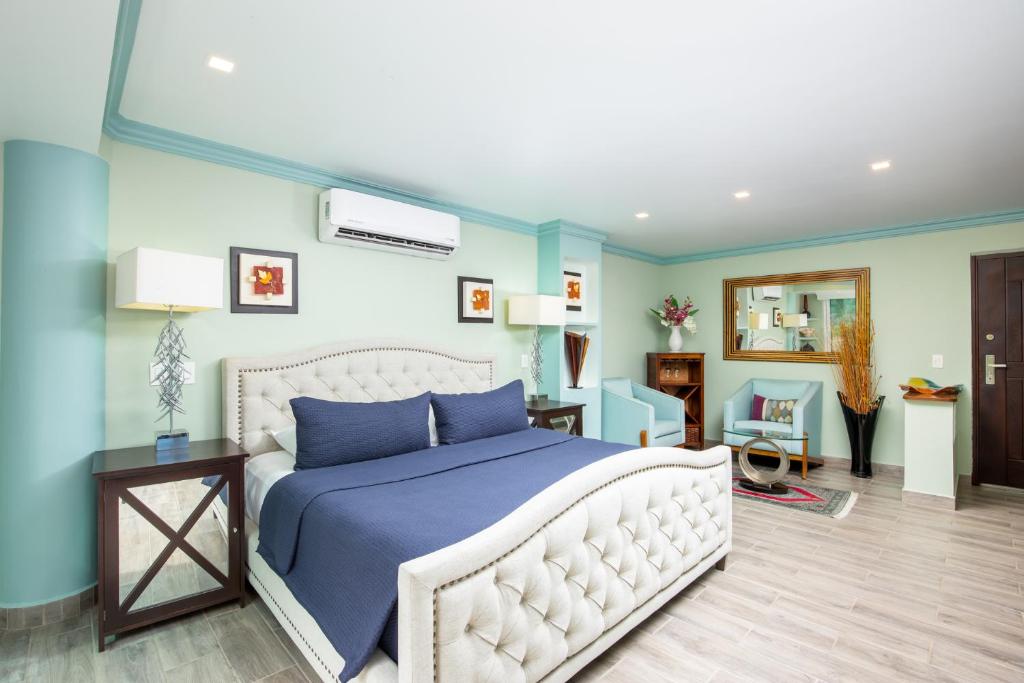Posezení v ubytování Puerto Vallarta South Shore Luxury Suites,