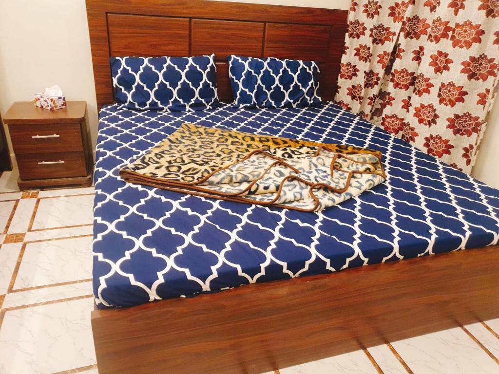 Royal Galaxy Guest House, Karachi (updated prices 2024)