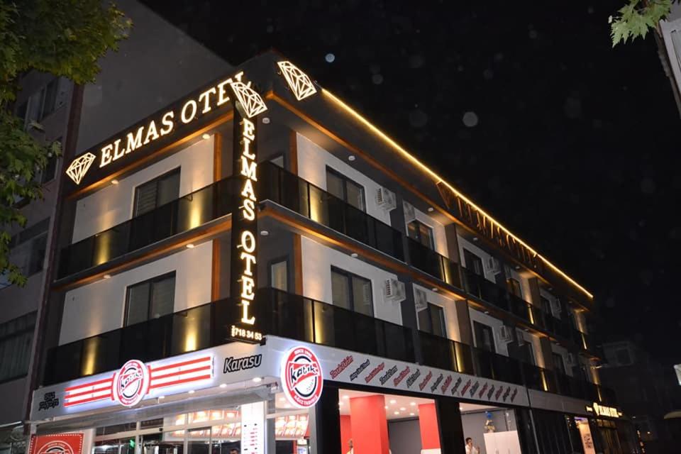 a building with a sign for a hotel at karasu elmasotel in Sakarya