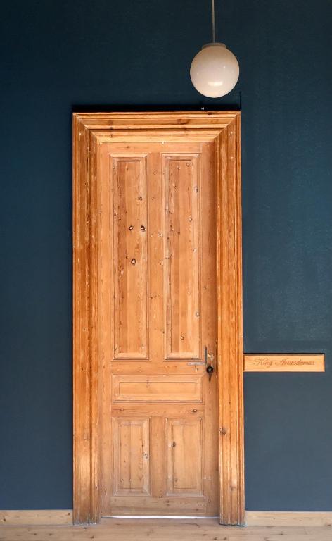 VASILIKON Hotel 1888 the past is present HISTORICAL PRESERVATION MONUMENT