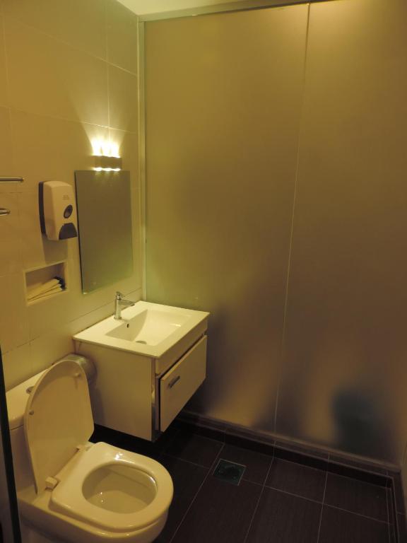 Golden Leaf Hotel Danga Bay - Family Suite