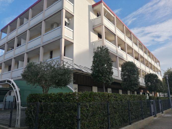 The building in which Az apartmant is located