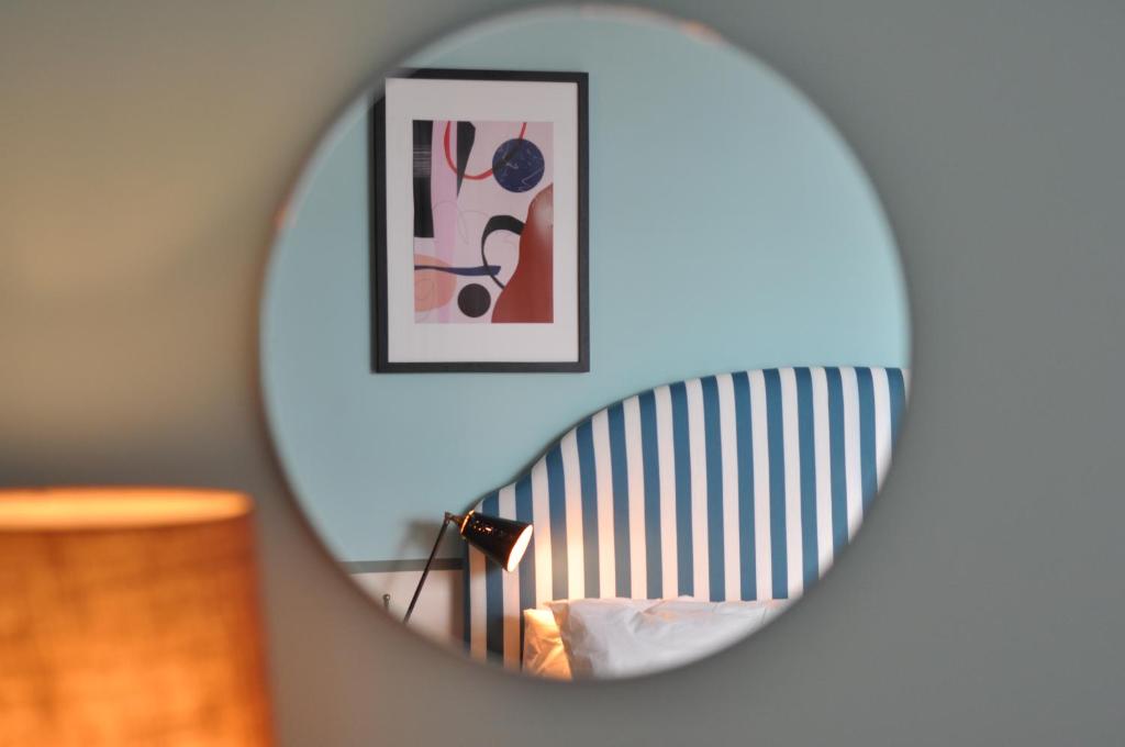 room2 London Chiswick Hometel - Resim 23