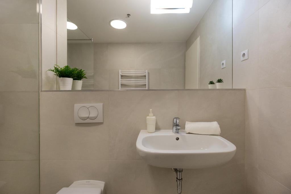 Vagabond Downtown - Resim 40