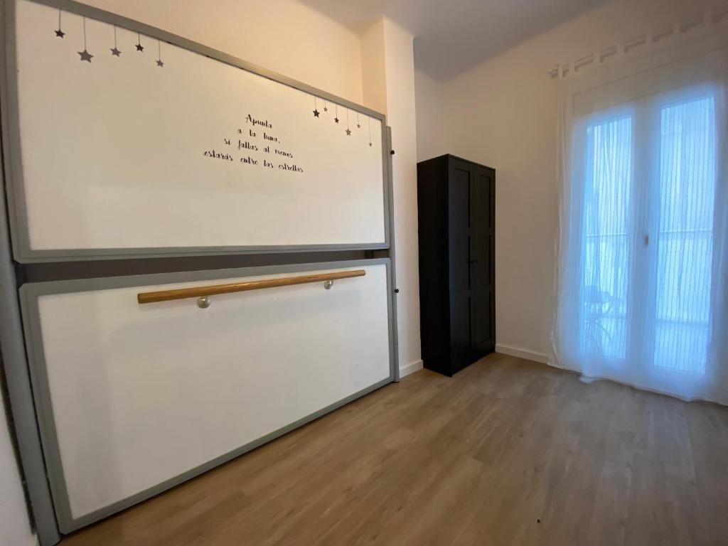 Gallery image of Casa adosada a 20 min centro de Barcelona in Hospitalet de Llobregat