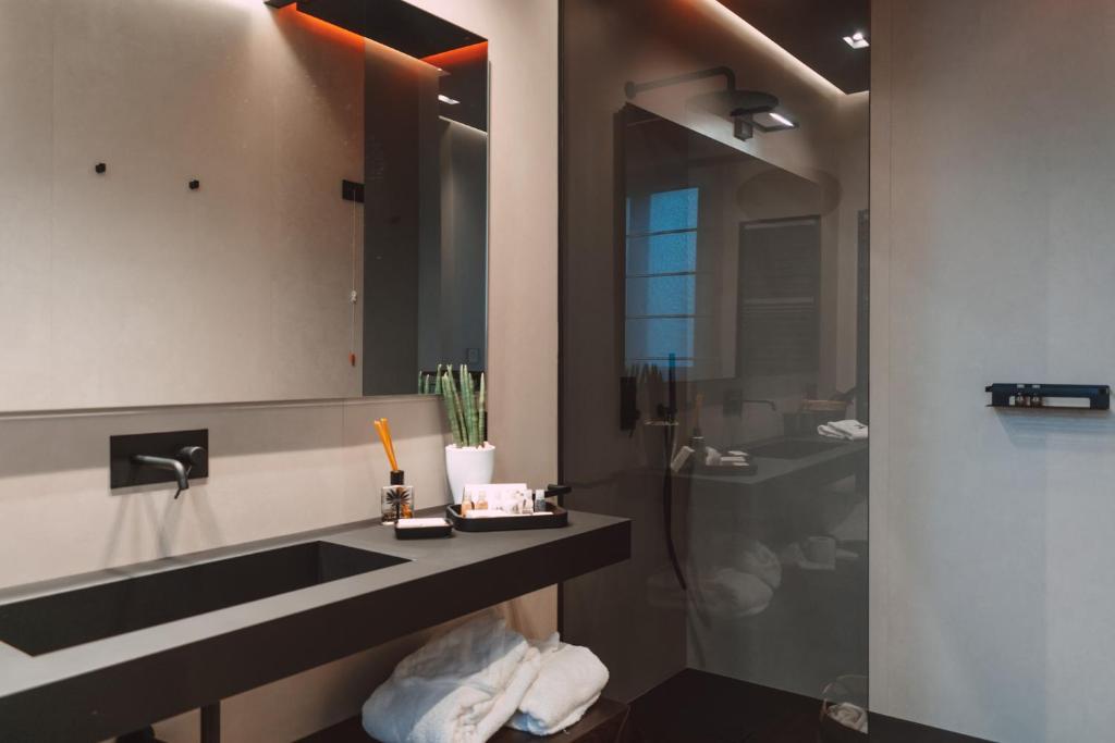 A bathroom at Viale dei Lecci - Luxury rooms