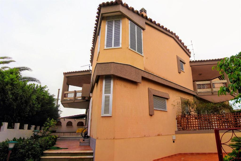 The building in which A villát is located