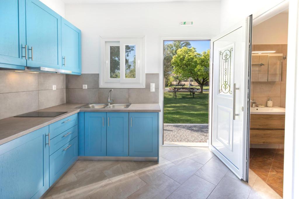 Sami Beach Hotel - 16