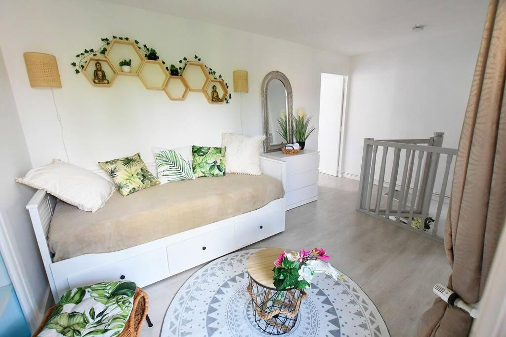 Secret Garden - Duplex Moderne - Jardin - Netflix - photo