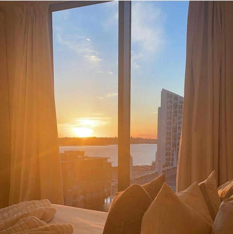 NOVU Apartments Liverpool Waterfront - 两居室公寓供河景