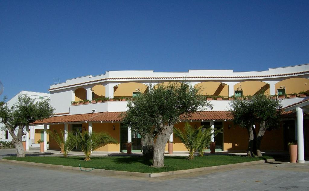 Budova, kde se aparthotel nachází