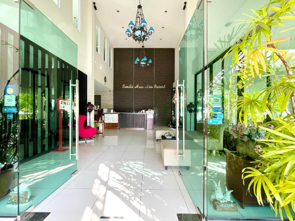 Vstupní hala nebo recepce v ubytování Smile Hua-Hin Resort - SHA Plus