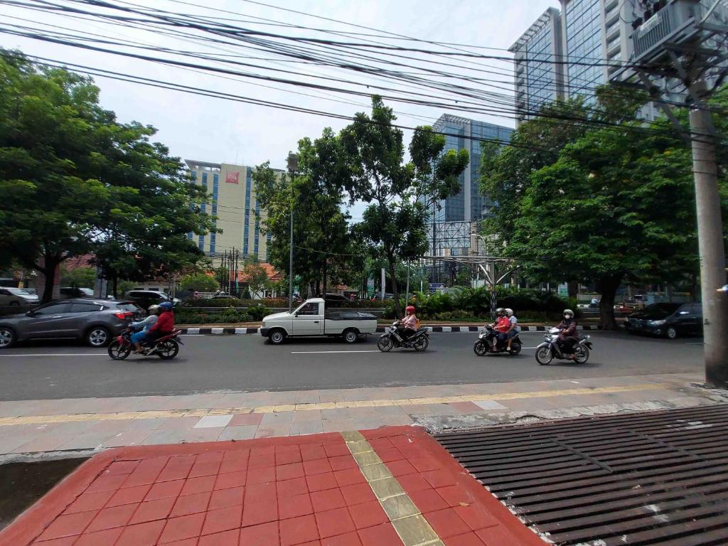 Fotografie z fotogalerie ubytování Rons City Hotel near Simpang Lima Semarang Mitra RedDoorz v destinaci Semarang